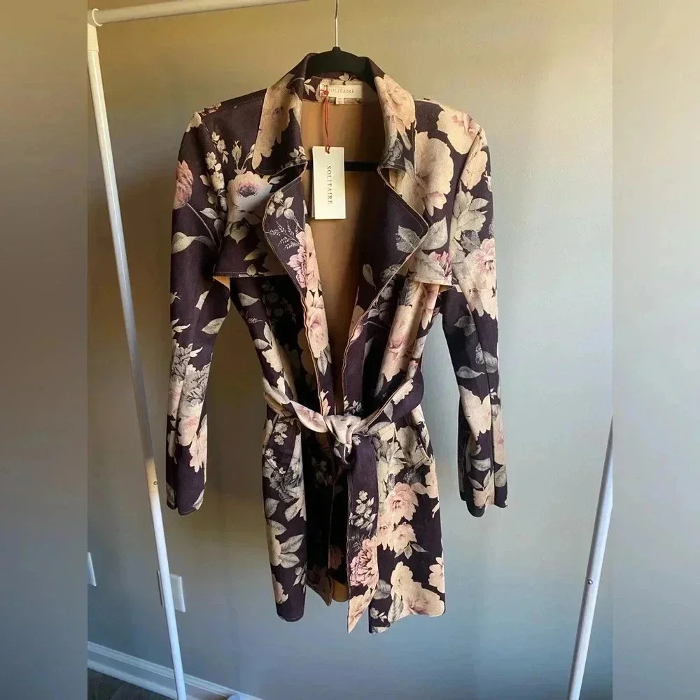 Solitaire Anthropologie faux suede floral open front jacket with tie belt - Picture 7 of 10